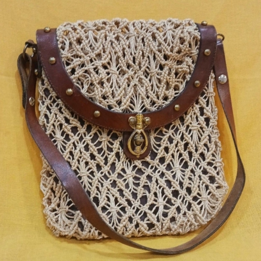 Vintage 60s Macrame Leather purse